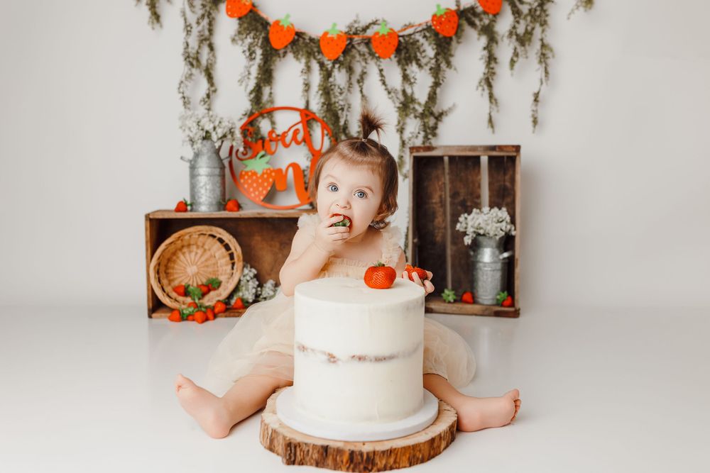 Minford Ohio Cake Smash Photography | Minford Ohio Newborn | Minford Ohio Photographer | Bailey's Photography
