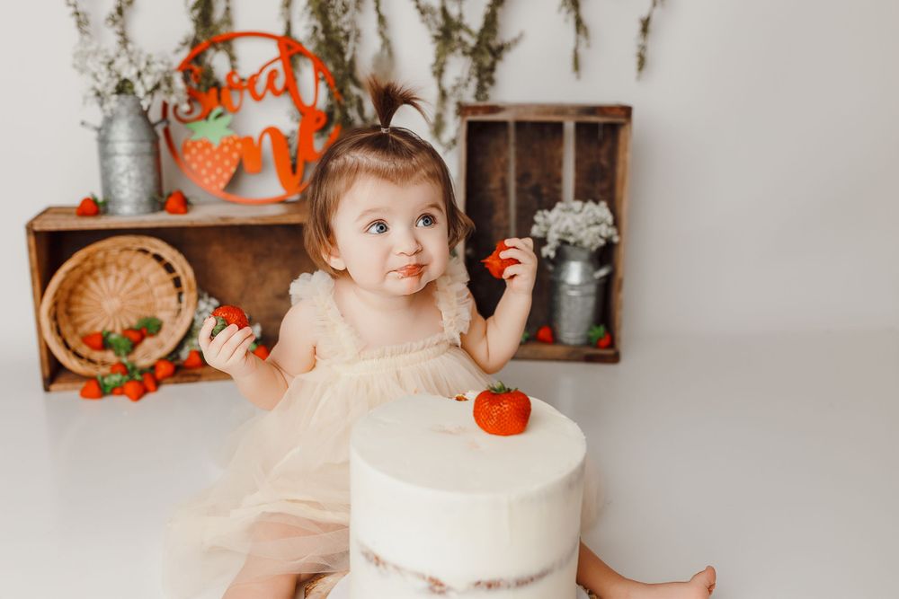 Minford Ohio Cake Smash Photography | Minford Ohio Newborn | Minford Ohio Photographer | Bailey's Photography