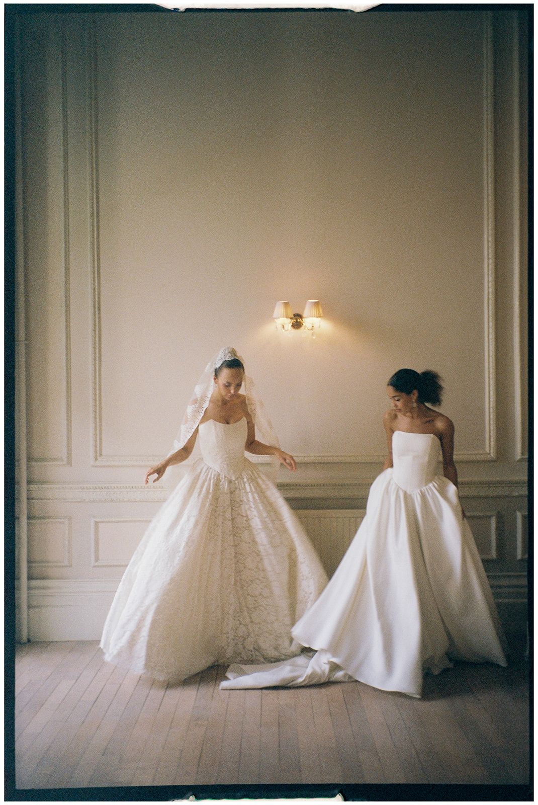 editorial bridal portrait of woman by the lake in lake como