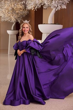 Miss Arkansas Pageant Portrait by Matthew Sewell Photography