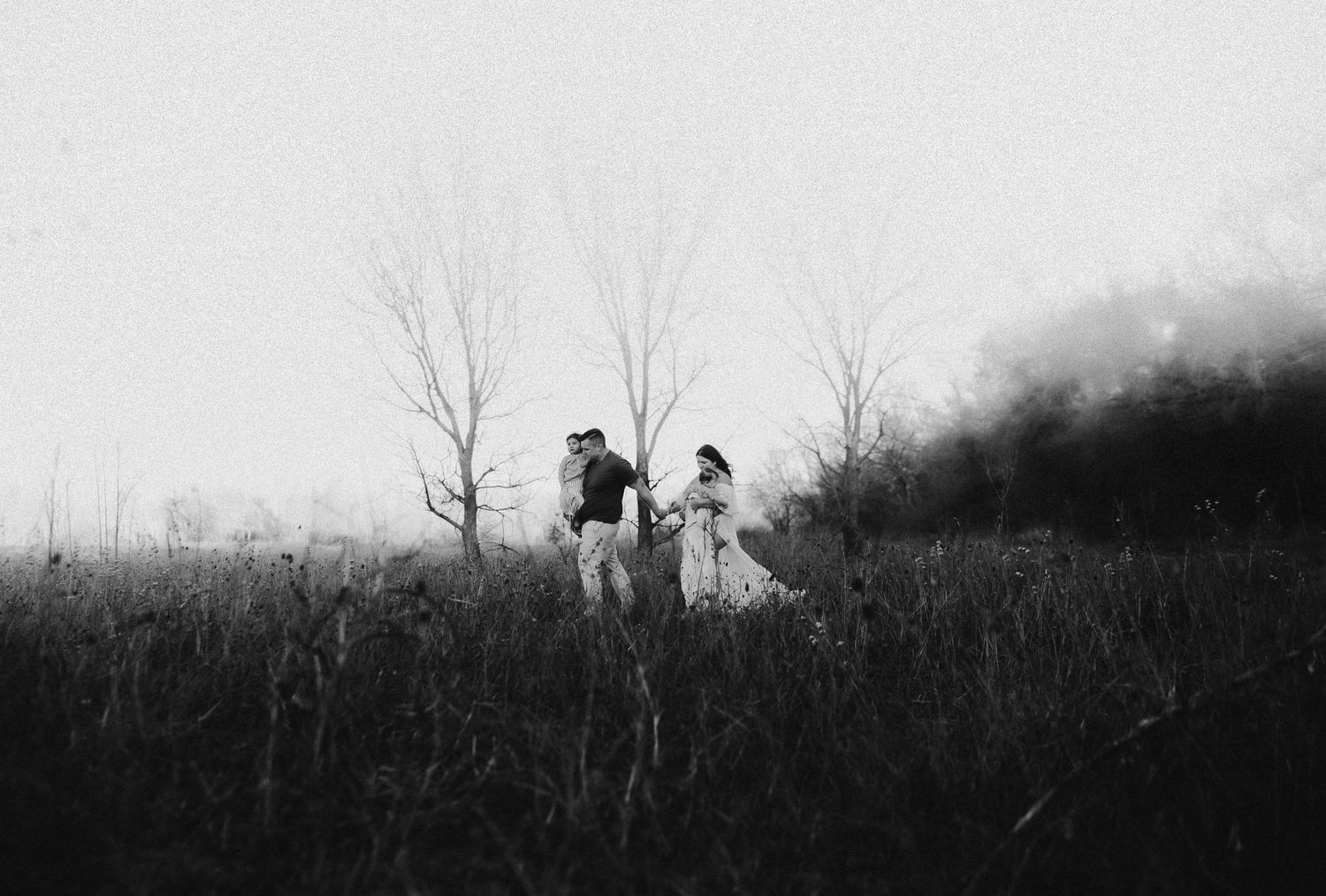 Michigan Based - Motherhood and maternity photographer.