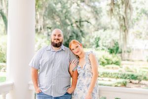 Engagement session at Rosedown Plantation.