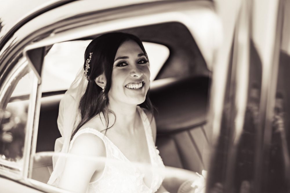 Novia llegando a la iglesia