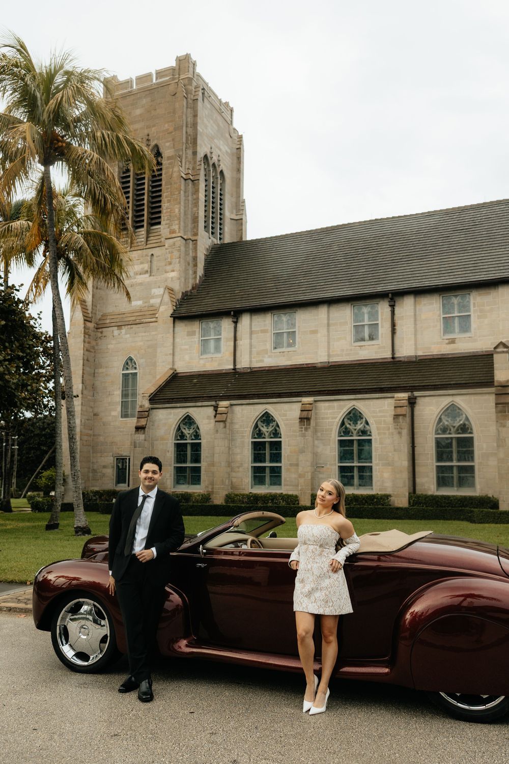 Editorial engagement photos in Florida. Jacksonville Engagement Photographer, Jacksonville Engagement Photos - Lindsay McDow Photography