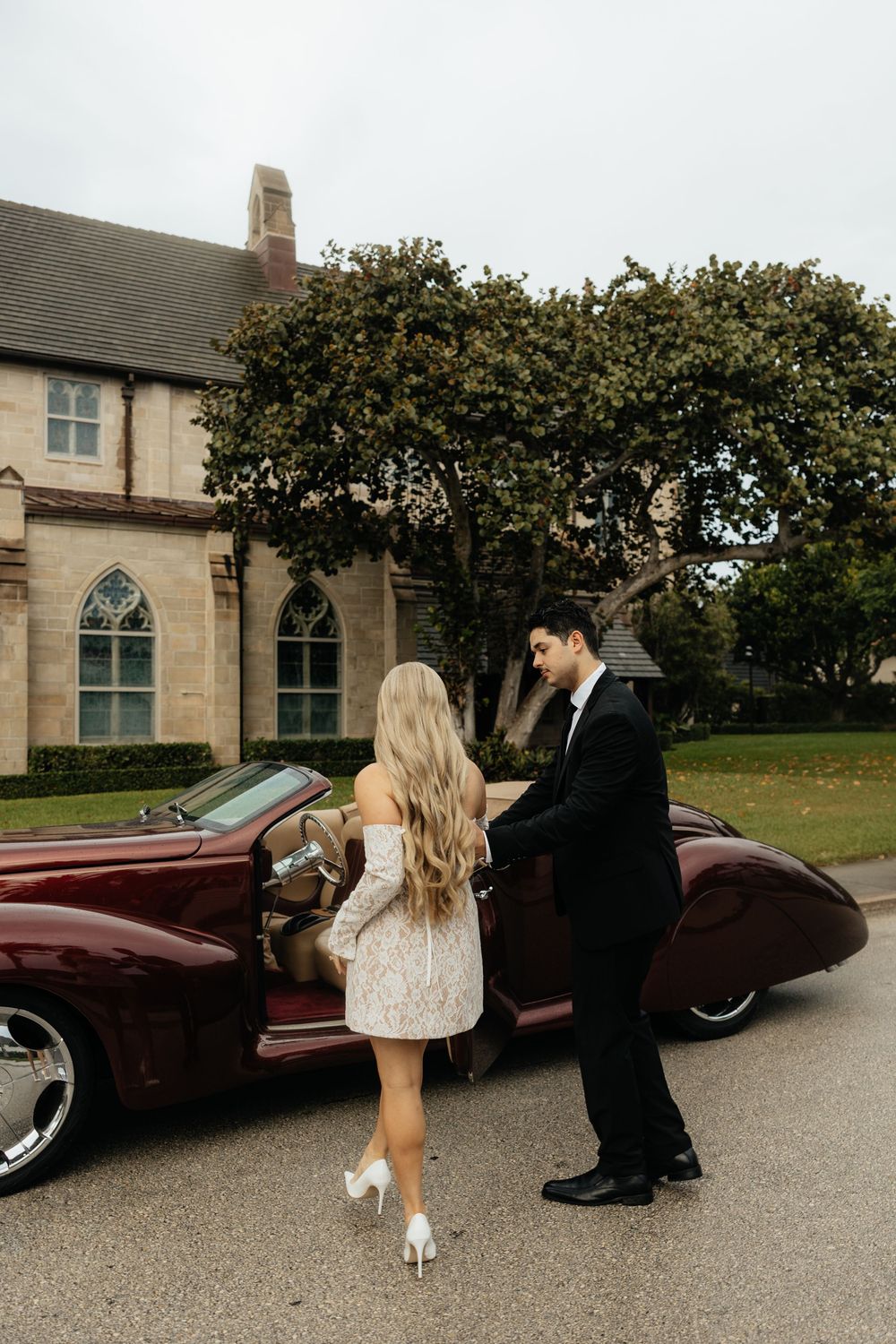 Editorial engagement photos in Florida. Jacksonville Engagement Photographer, Jacksonville Engagement Photos - Lindsay McDow Photography