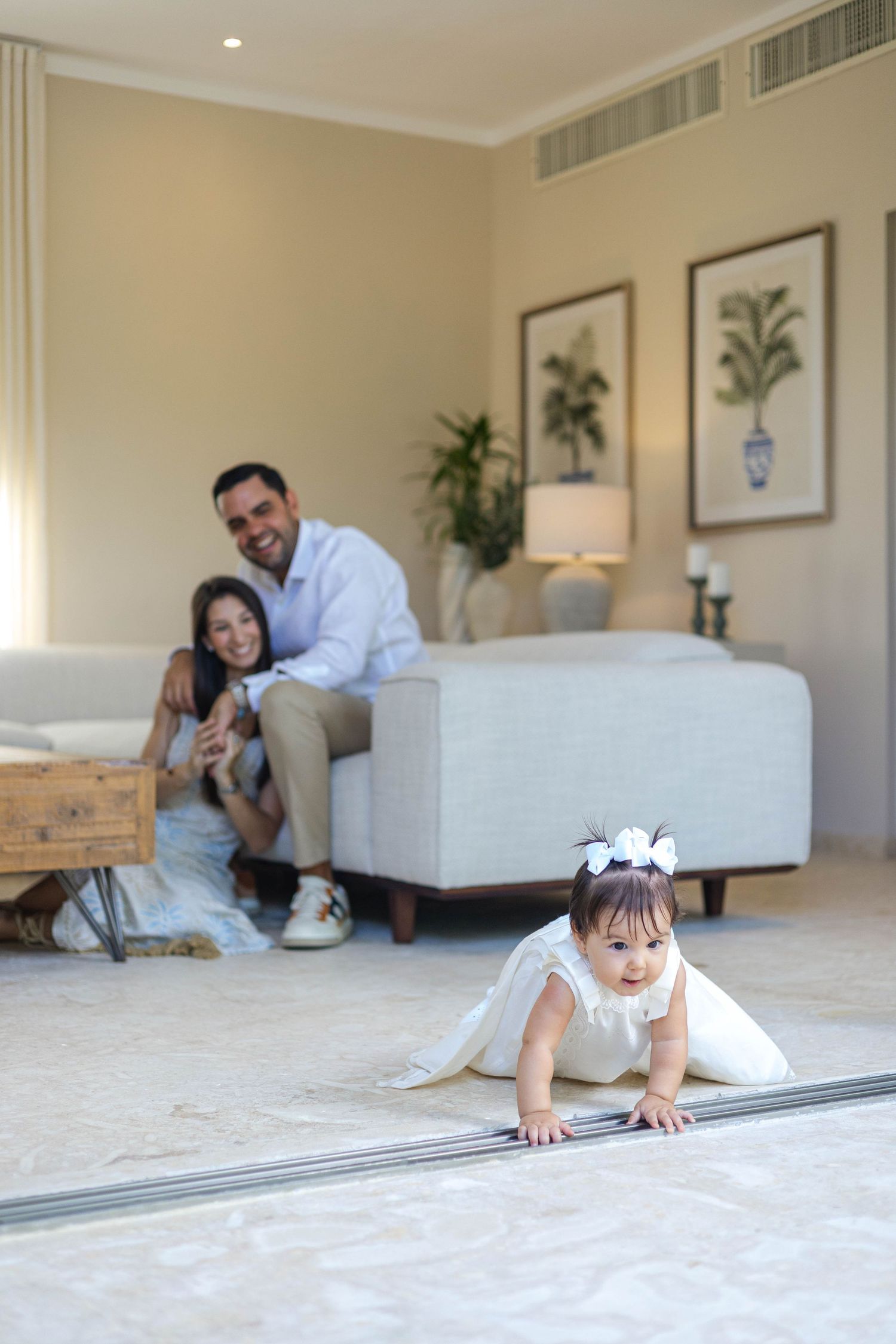 Natural family photography capturing connection in Punta Cana.