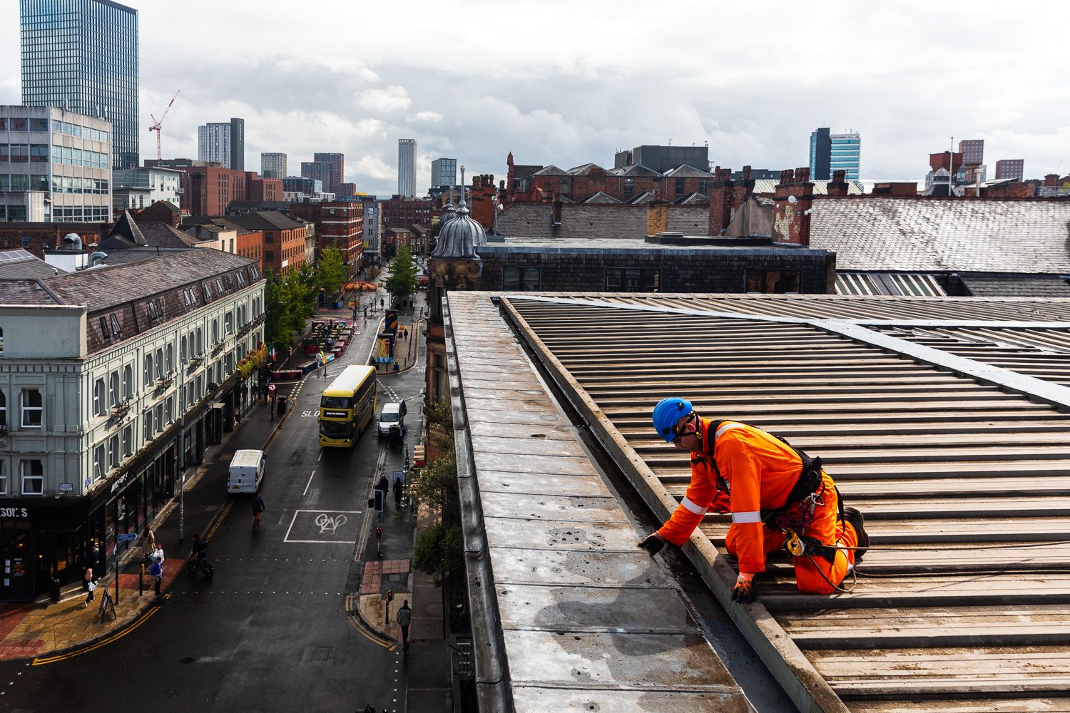 Rigg Tech operatives carrying out specialist work at height