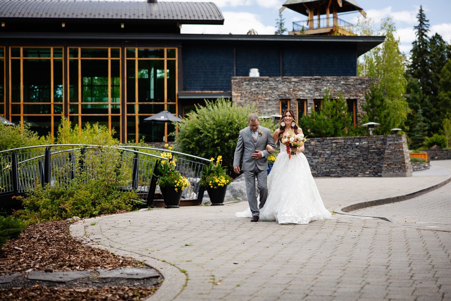 Couple walking at Azuridge Estate Hotel, Priddis wedding
