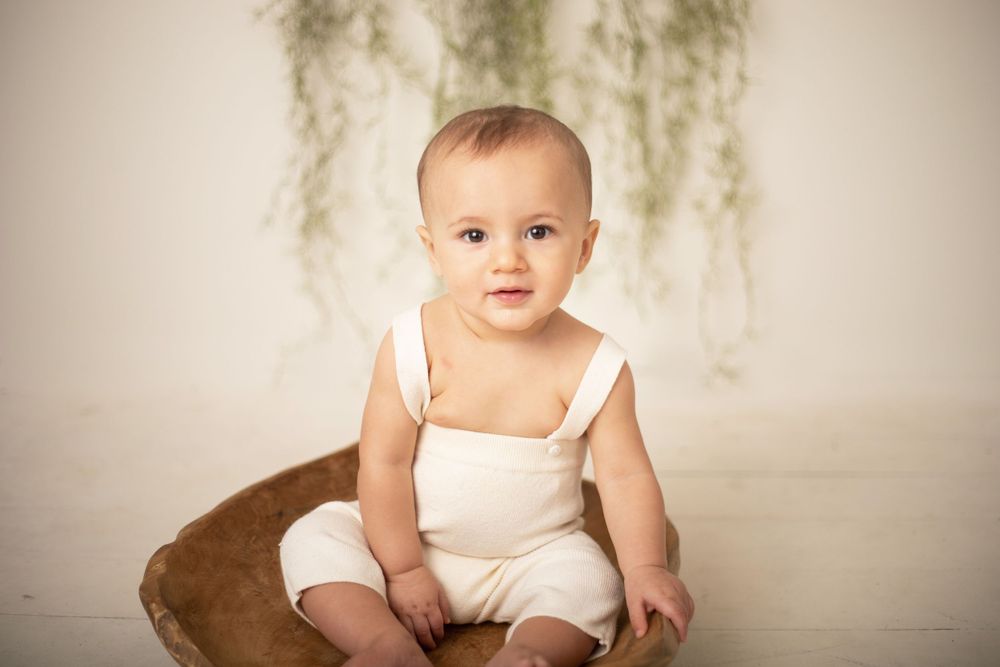 Baby milestone portrait photographed in Central Louisiana studio.