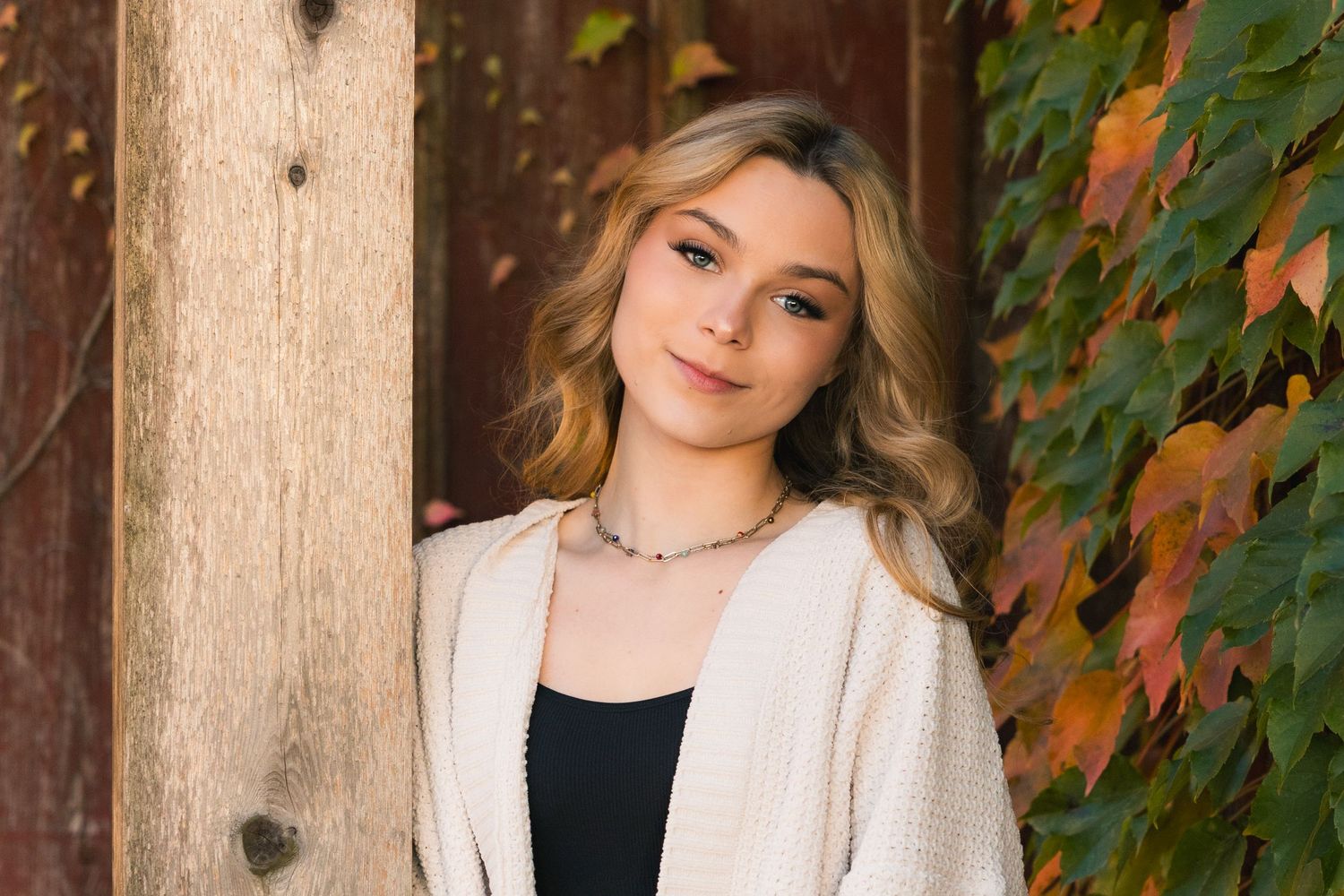 prep high school senior photoshoot tips and tricks madison wisconsin yearbook photos makeup ideas waunakee mcfarland verona cottage grove