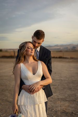 Farmhouse elopement Marsing Idaho Milestones Studios LLC, Lucky Four Farm