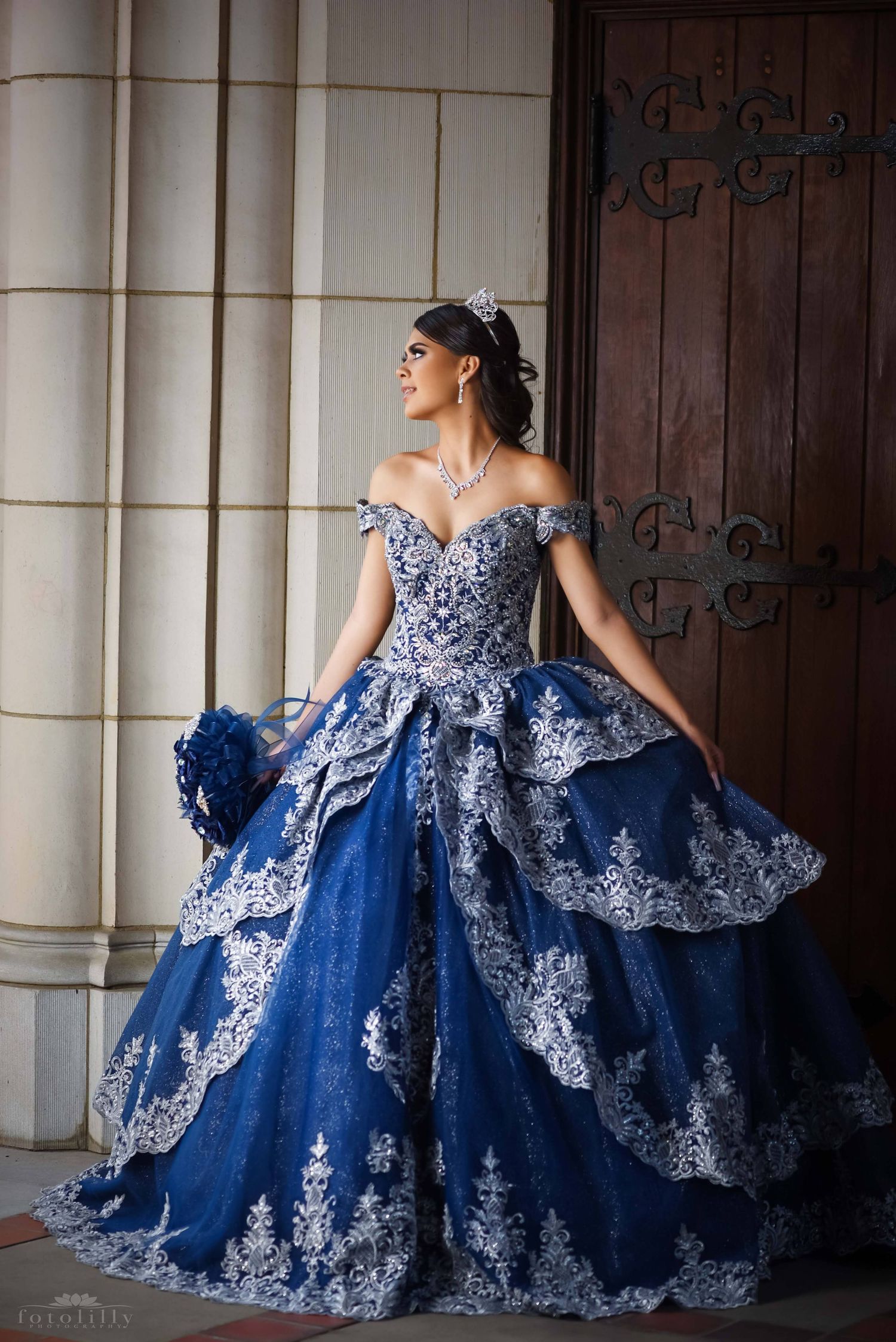 Luxury Sweet 15 photography in Denton featuring stunning Quince portraits by a trusted Denton Quinceañera photographer serving North Texas.