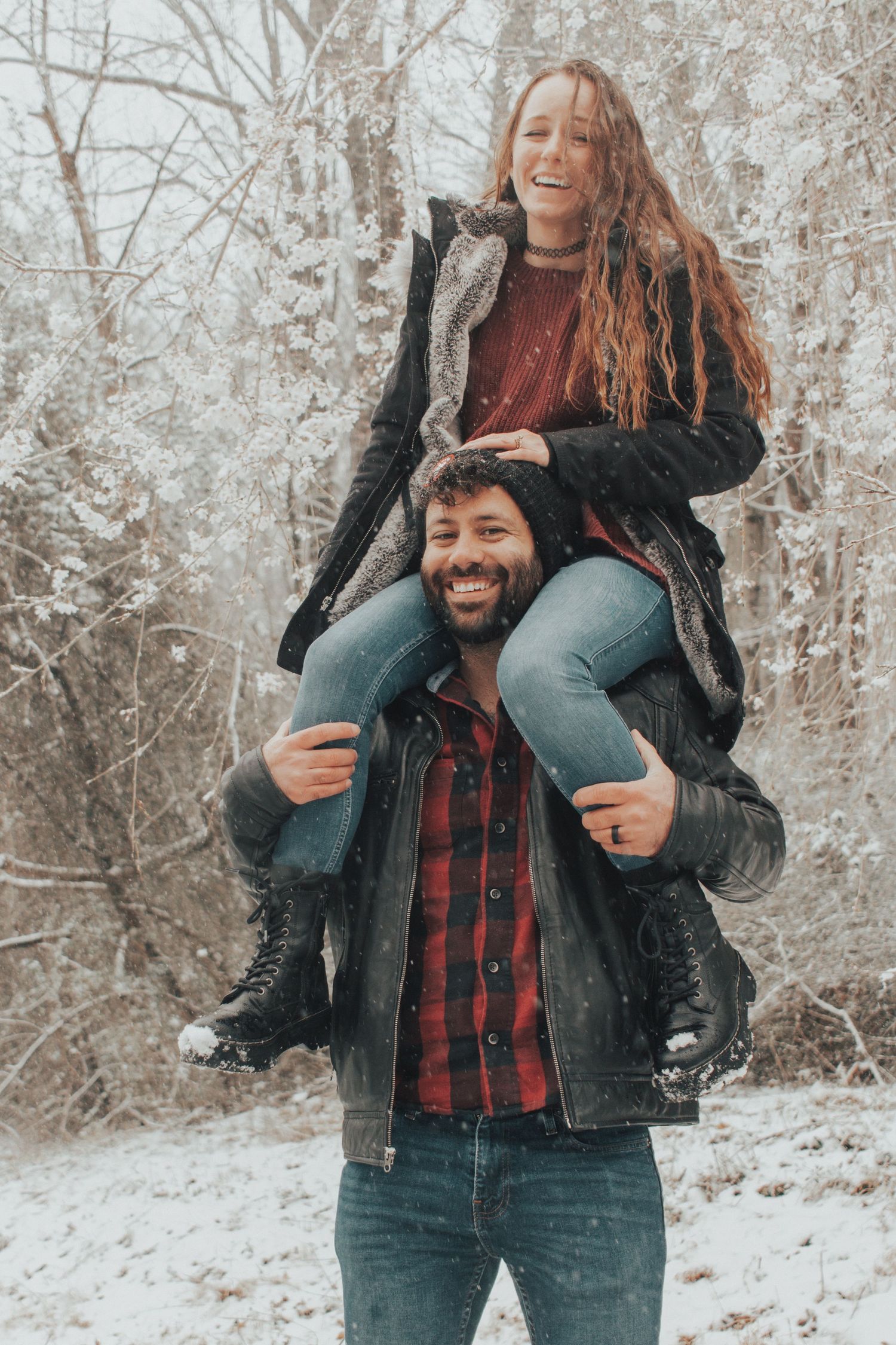 snow fight, couple, couples, lifestyle, snowing, virginia blueridge, woods, winter, wintery, fun