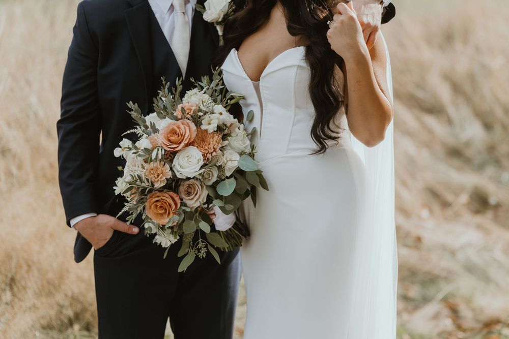 Outdoor Fall wedding photos in Long Island, NY