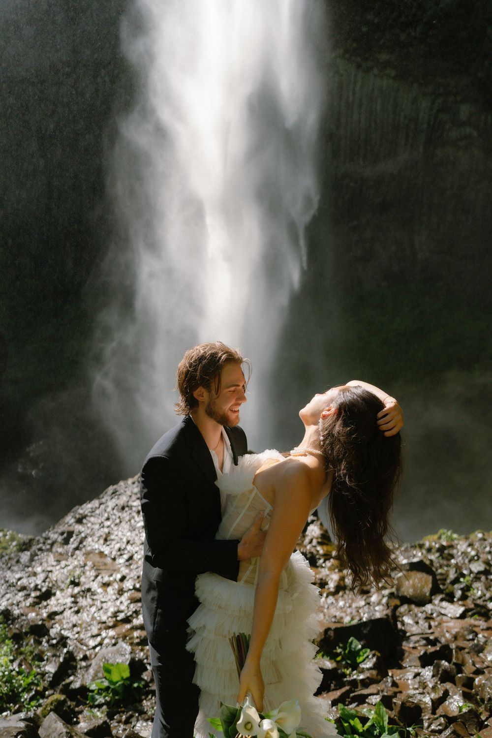 Eloping in Oregon's Coast, dancing in waterfalls, saying I love you. A story everyone wants read.