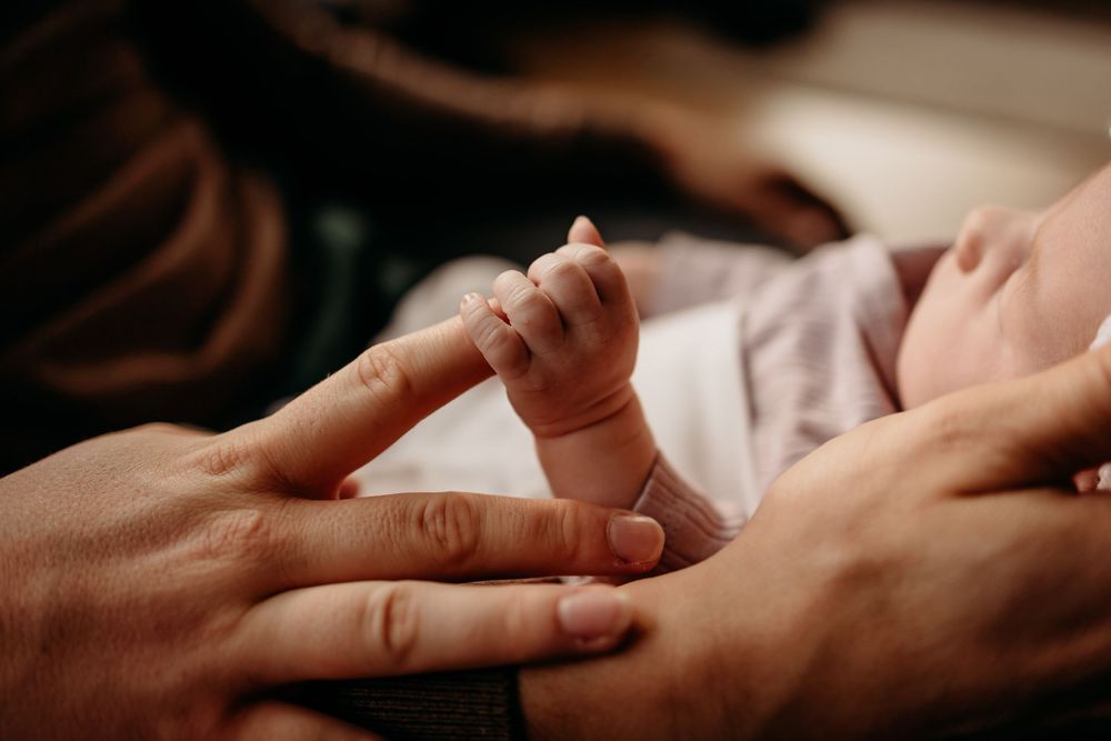 Nyfødtfotografering hjemme hos familien på Jæren