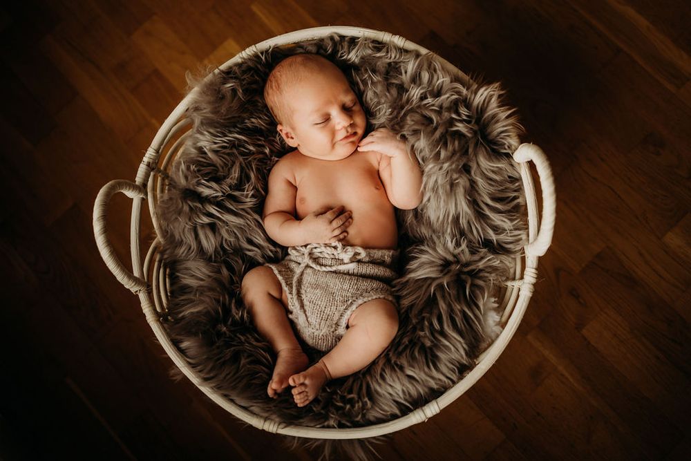 Nyfødtfotografering hjemme hos familien på Jæren