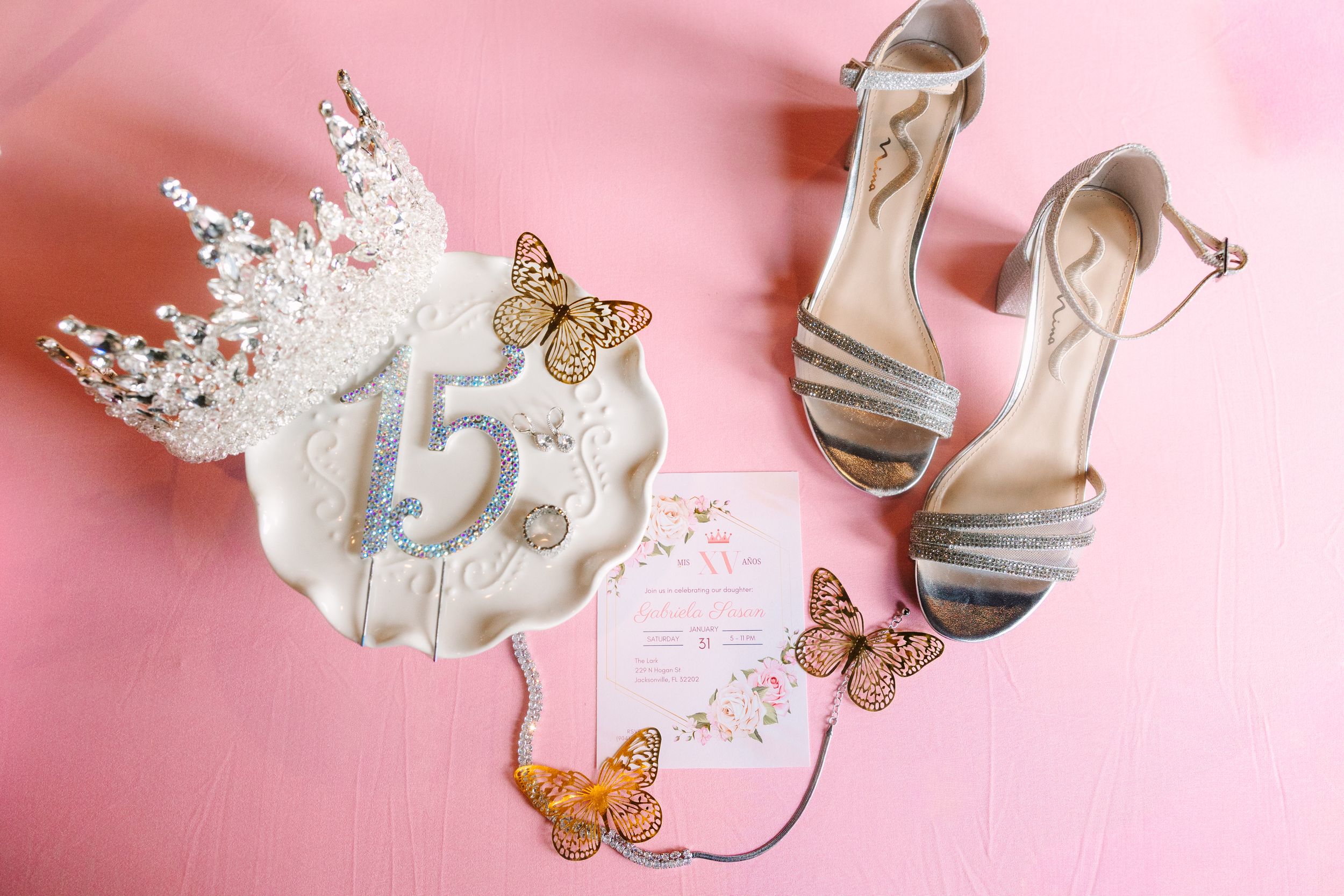 Bilingual quinceañera photographer in Jacksonville, St. Augustine and miami downtown jax the lark event