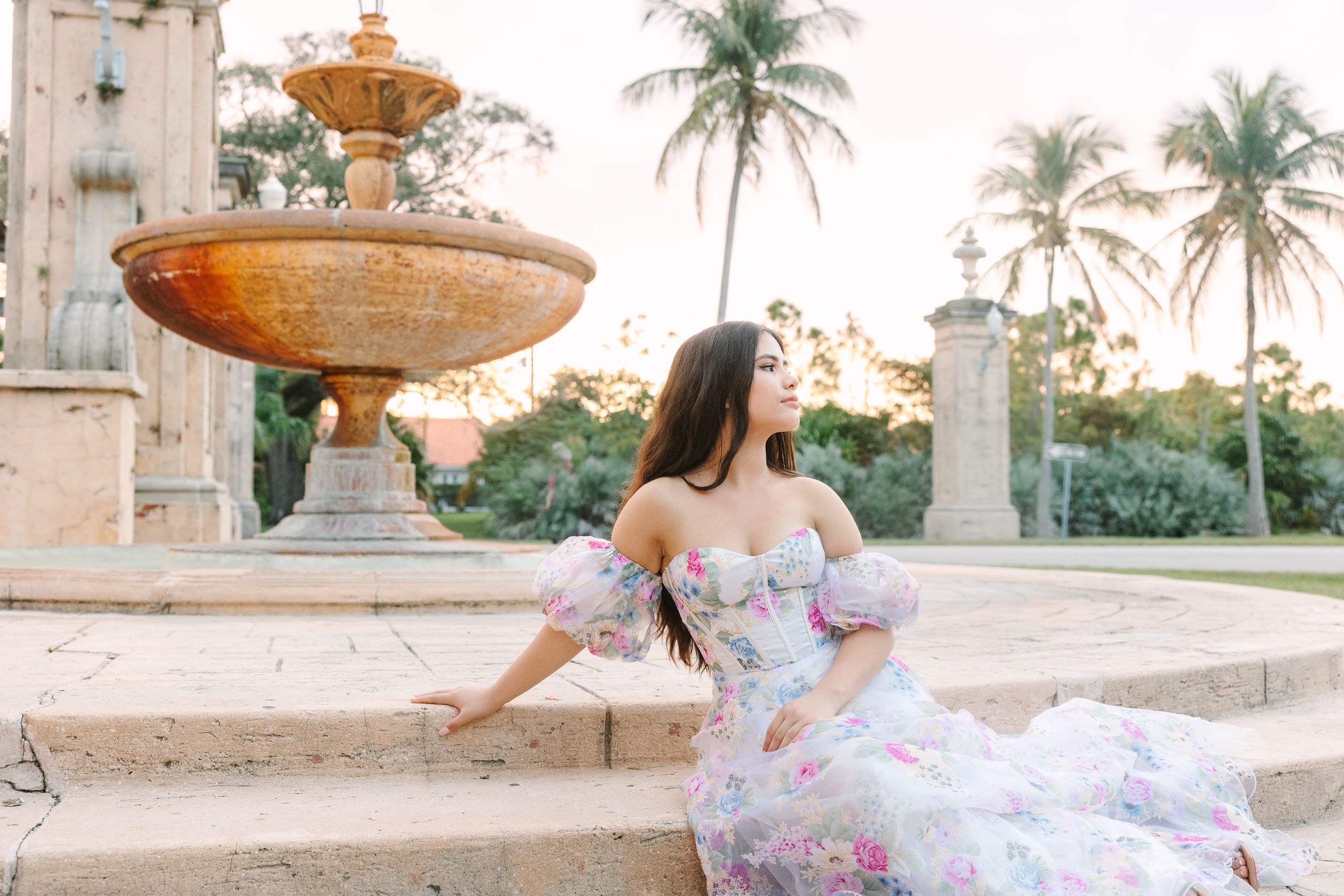 Bilingual quinceañera photographer in Miami coral gables