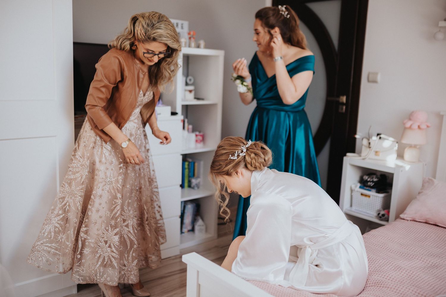 Przygotowania do ślubu. Wojciech Grzegorczyk fotograf ślubny