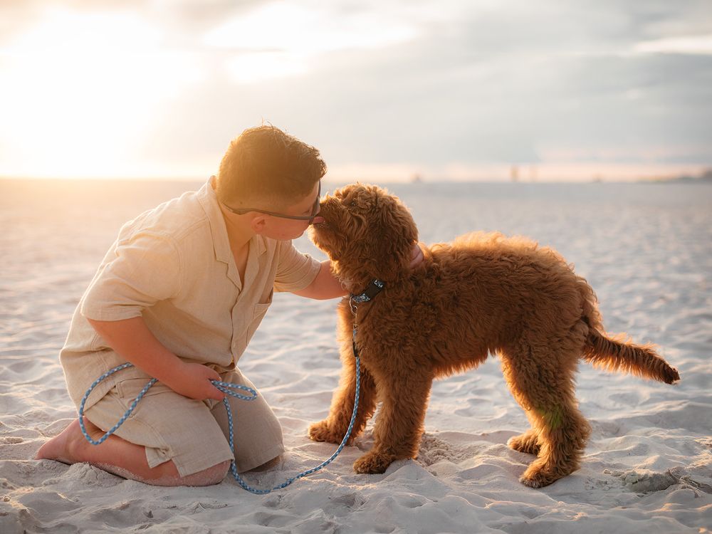 Destin Florida Family Photographer specials going on near me. Spring time discounts for family photos. Destin fun things to do for tourist
