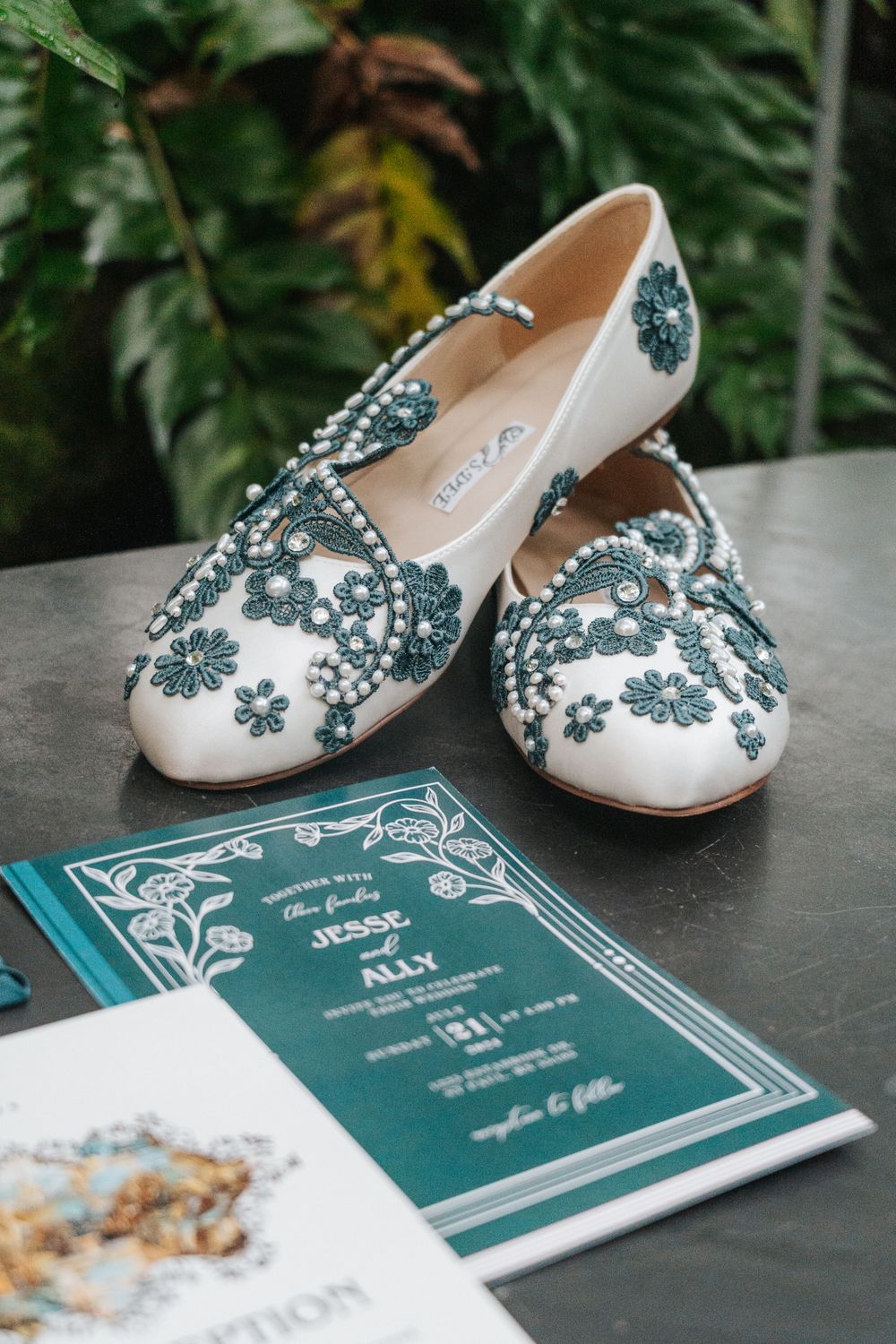 Ally & Jesse Details 1