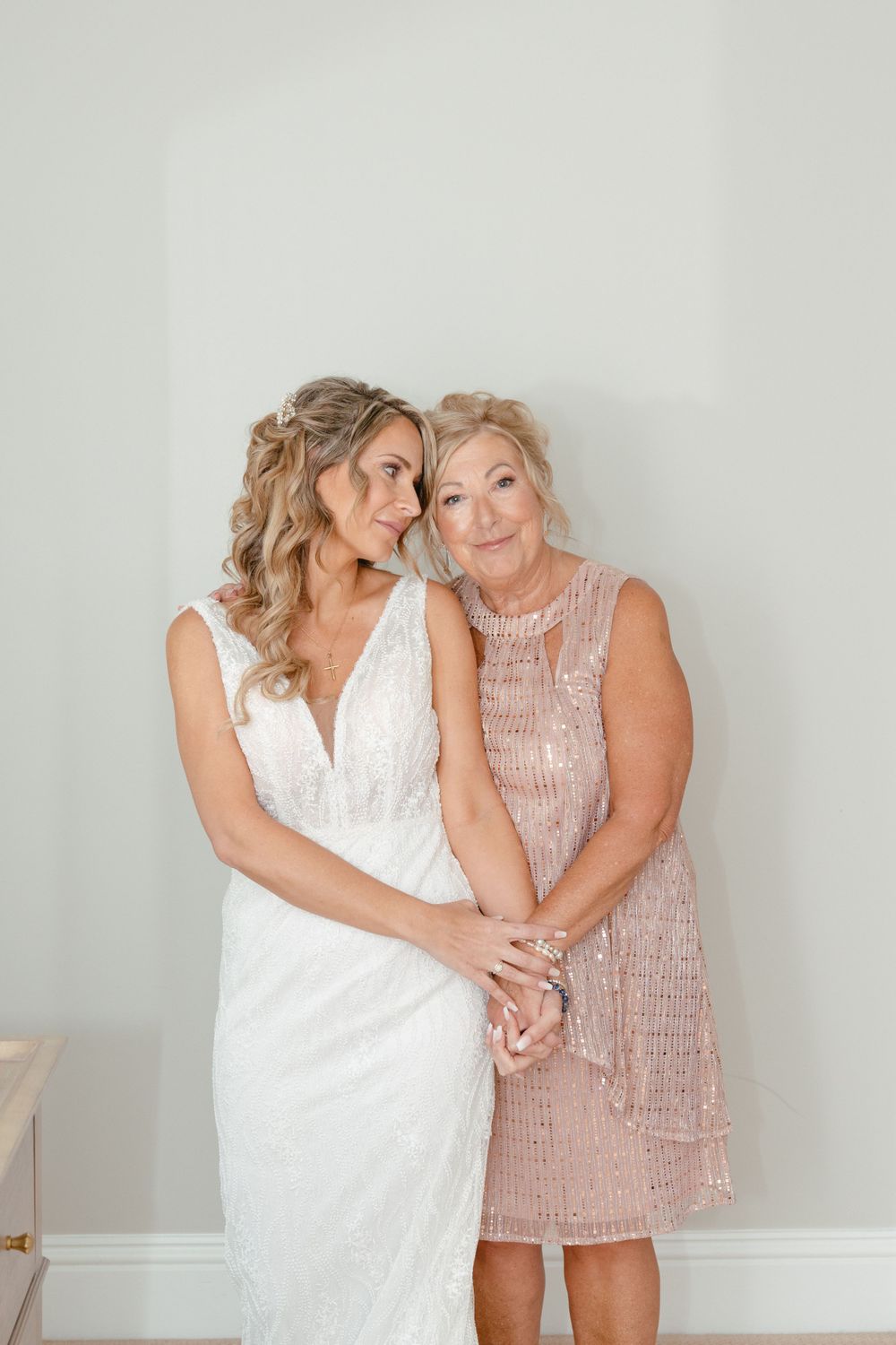 outdoors weddings locations with bridal suit savannah georgia, jekyll island wedding photographer, jesup wedding photographer