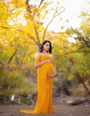 Frisco + all of Dallas FortWorth TX, maternity photography, Bhaire Photography, intimate studio session highlighting mother’s glow