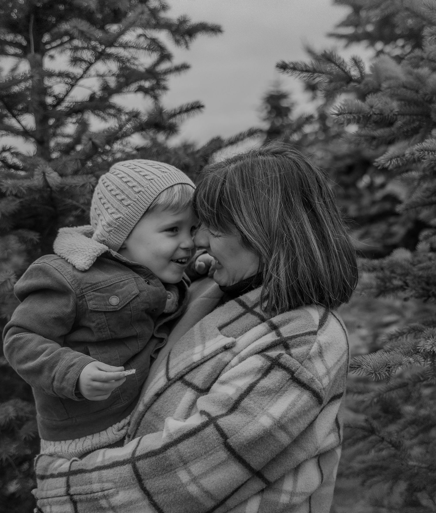 Lifestyle family photography capturing genuine interaction without forced poses