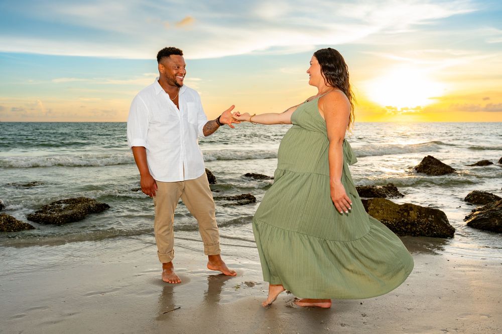St Pete Beach-Redington Shores-Maternity-sunset photo session with BE Jazy Photography-St Pete Beach Photographer