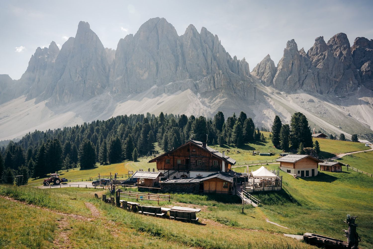 rifugio delle odle dans le val di funes