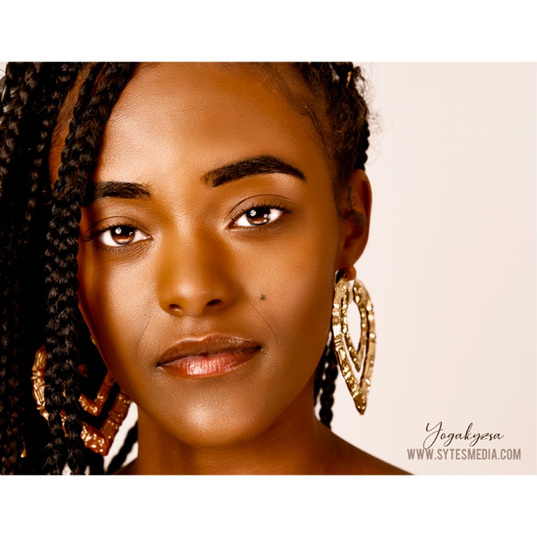 SYTES MEDIA INC - PORTRAIT - PIC 4