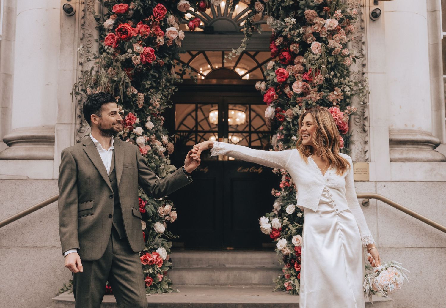 Full gallery of editorial wedding at Chelsea Old Town Hall, showcasing cinematic, candid  and romantic moments for the modern couples.