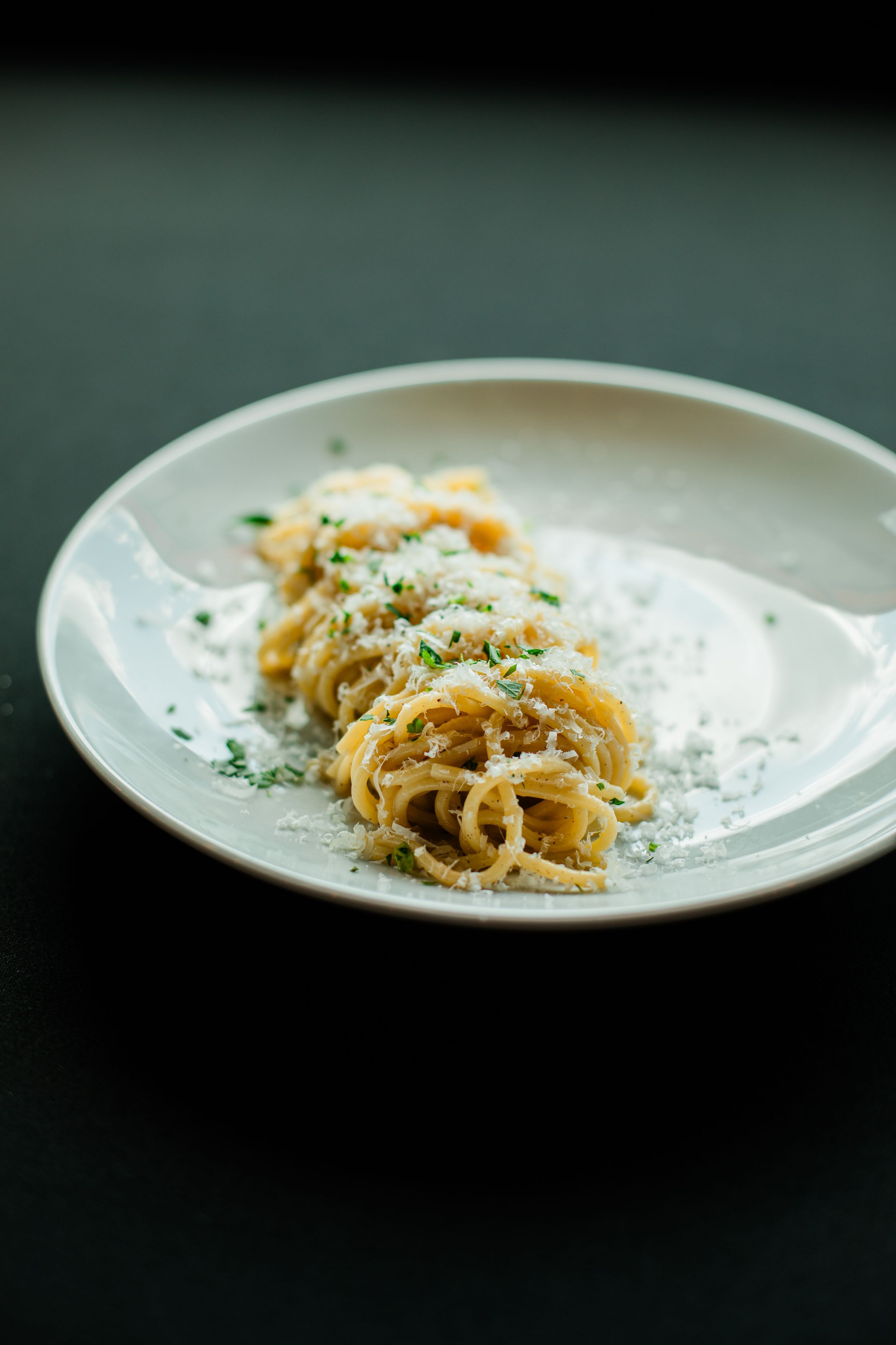 Toscanos, Puyallup, fine dining, photography, commercial, white tablecloth, lunch, dinner, cacio e pepe