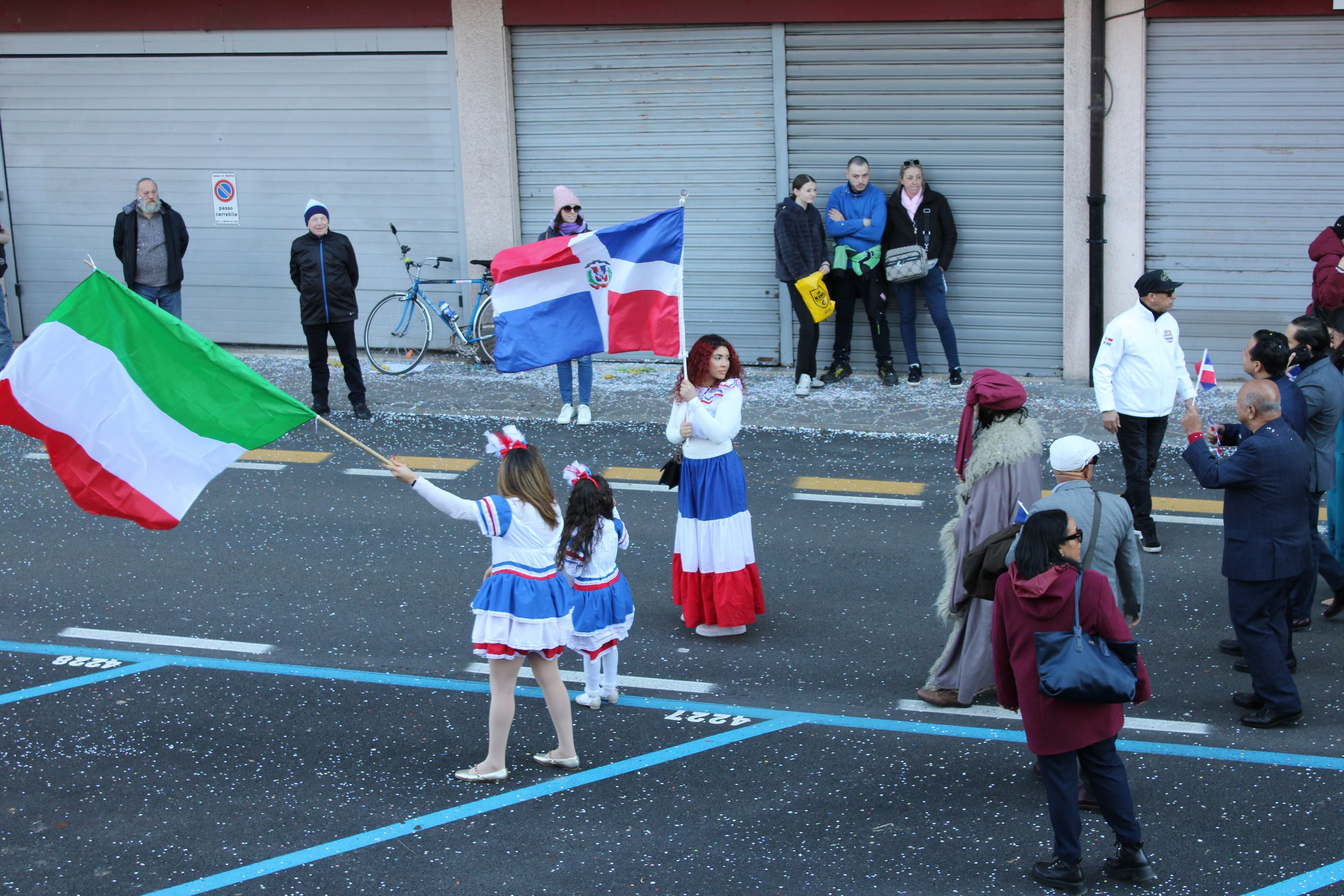 Treviso Carnival Parade 2026. The Cultural Association “Yo Soy Dominicano Aquí y Allá” of the Dominican Republic with the show “Quisqueya”.