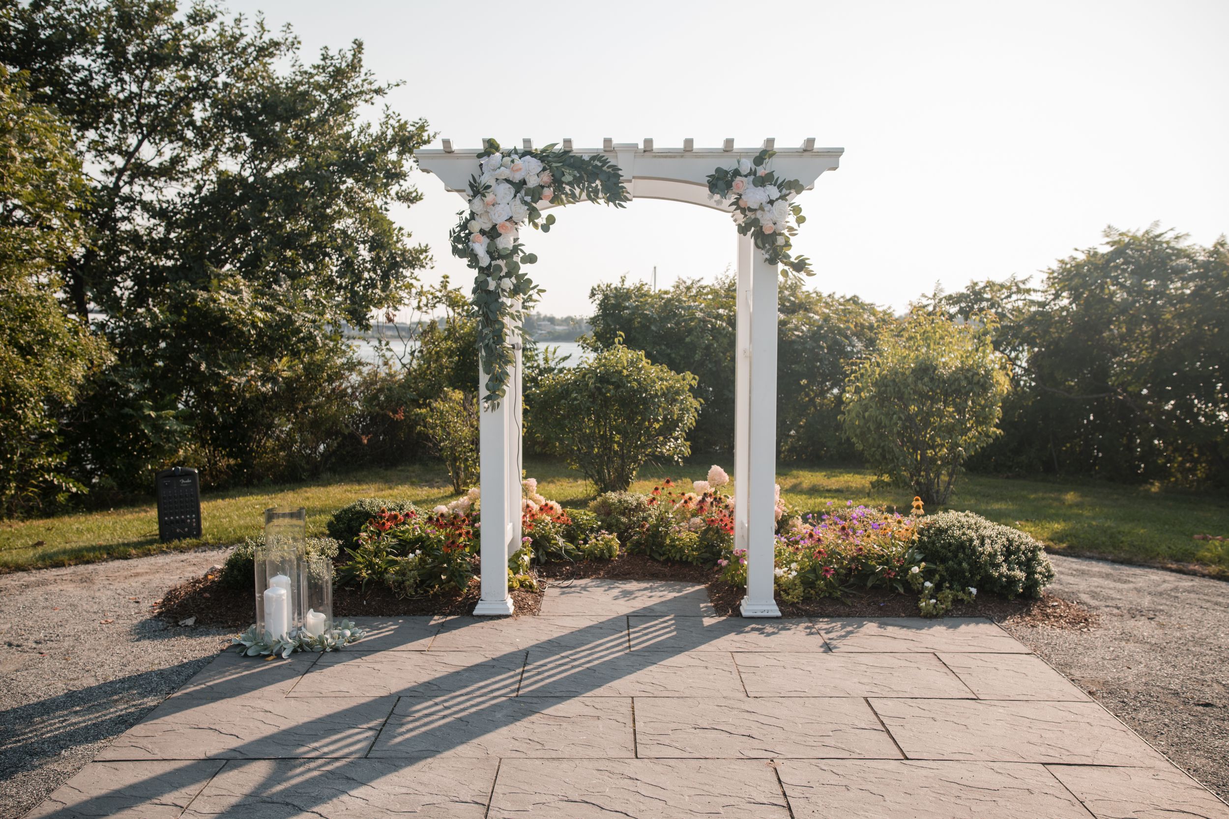 Boat House Tiverton wedding. High-end documentary wedding photography in Rhode Island by local professional Stefy Hilmer.