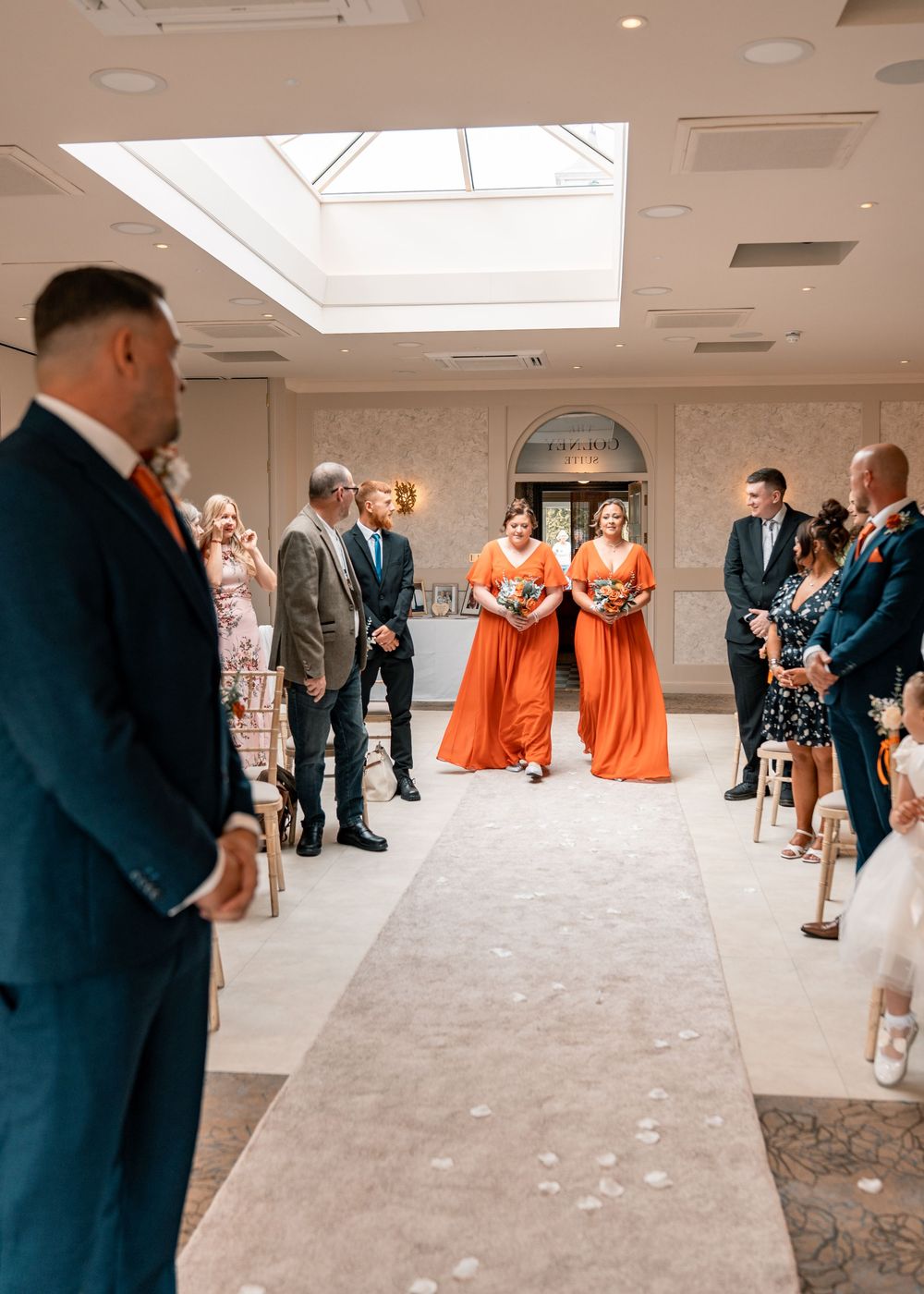 NORFOLK WEDDING CEREMONY - WEDDING PHOTOGRAPHY NORFOLK NORWICH PARK FARM WEDDING