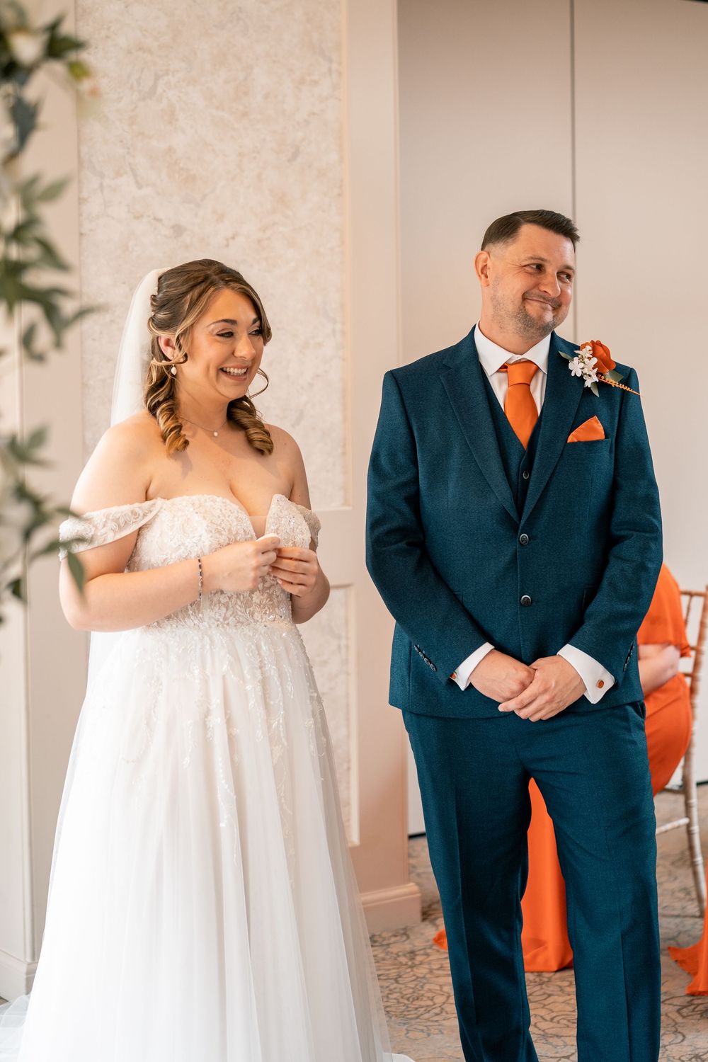 NORFOLK WEDDING CEREMONY - WEDDING PHOTOGRAPHY NORFOLK NORWICH PARK FARM WEDDING