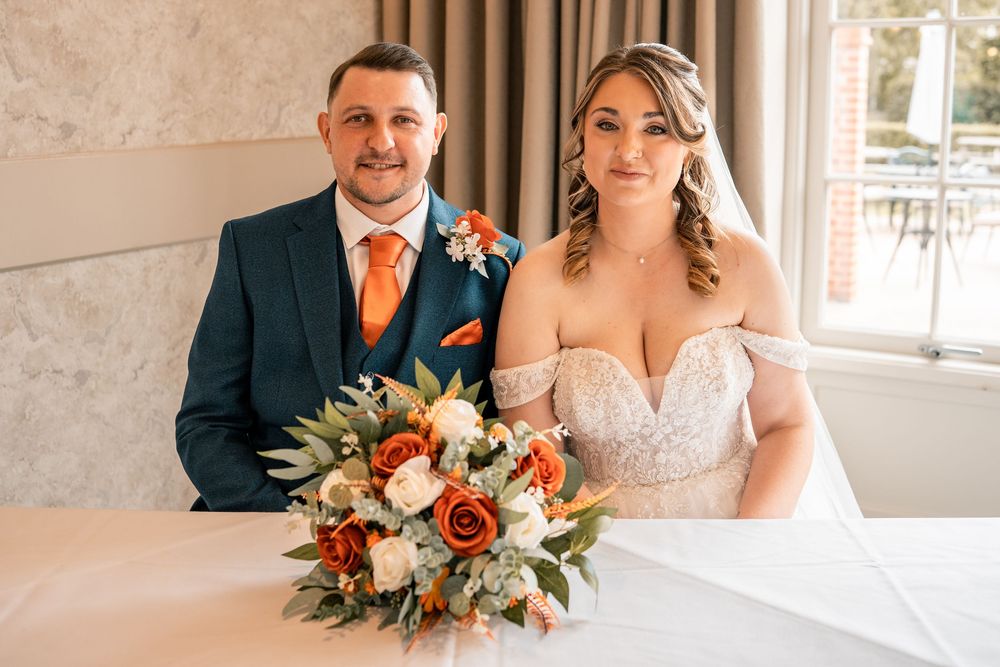 NORFOLK WEDDING CEREMONY - WEDDING PHOTOGRAPHY NORFOLK NORWICH PARK FARM WEDDING