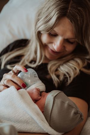 Geboortefotograaf geboorte geboortefotografie brabant Oss bevalling Den Bosch Uden  fotografie baby newborn newlife zwangerschapsshoot gezin