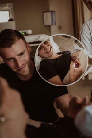 Geboortefotograaf geboorte geboortefotografie brabant Oss bevalling Den Bosch Uden  fotografie baby newborn newlife zwangerschapsshoot gezin