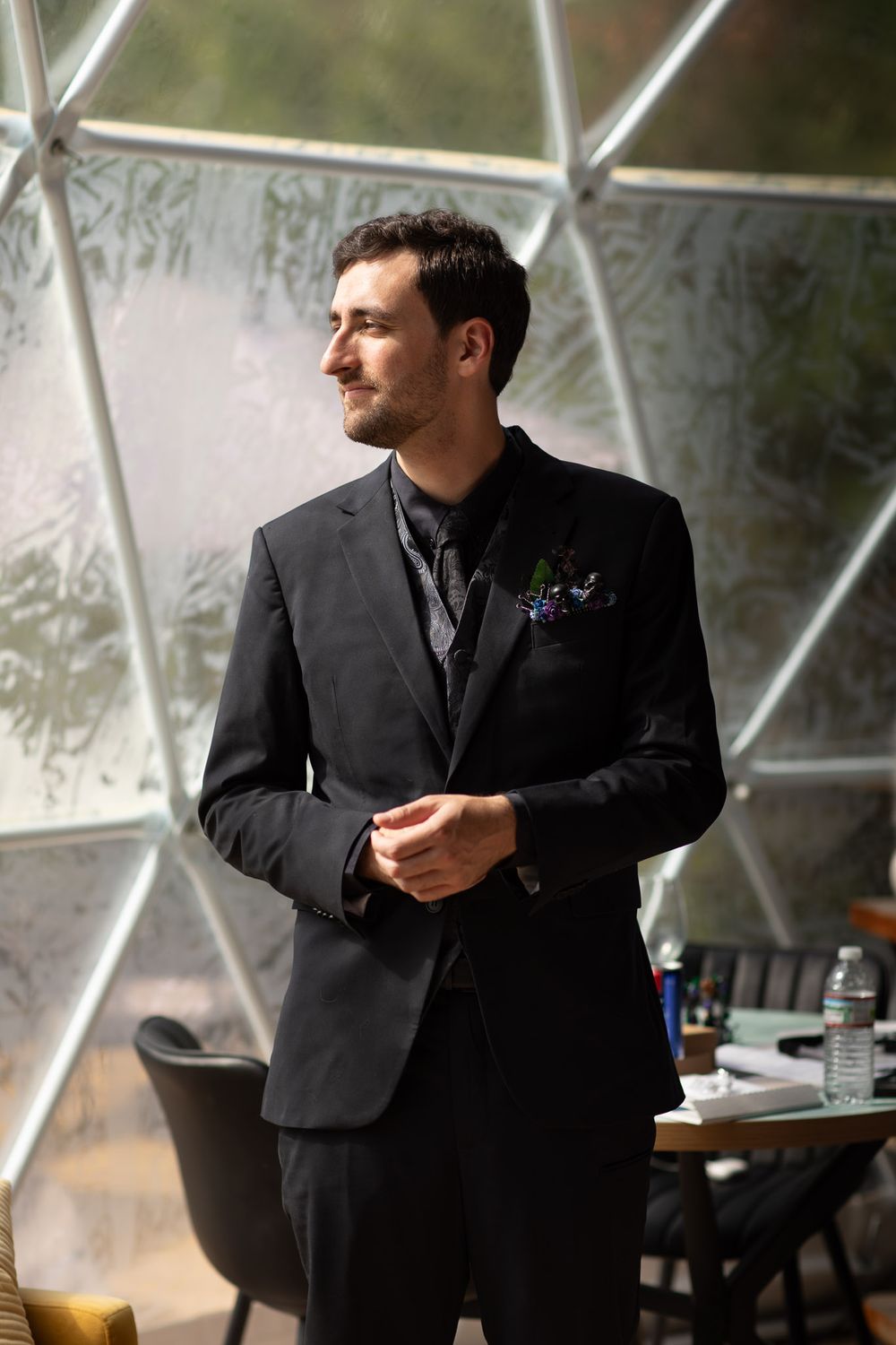 Groom getting ready for wedding in Kentucky by Joplin wedding photographer