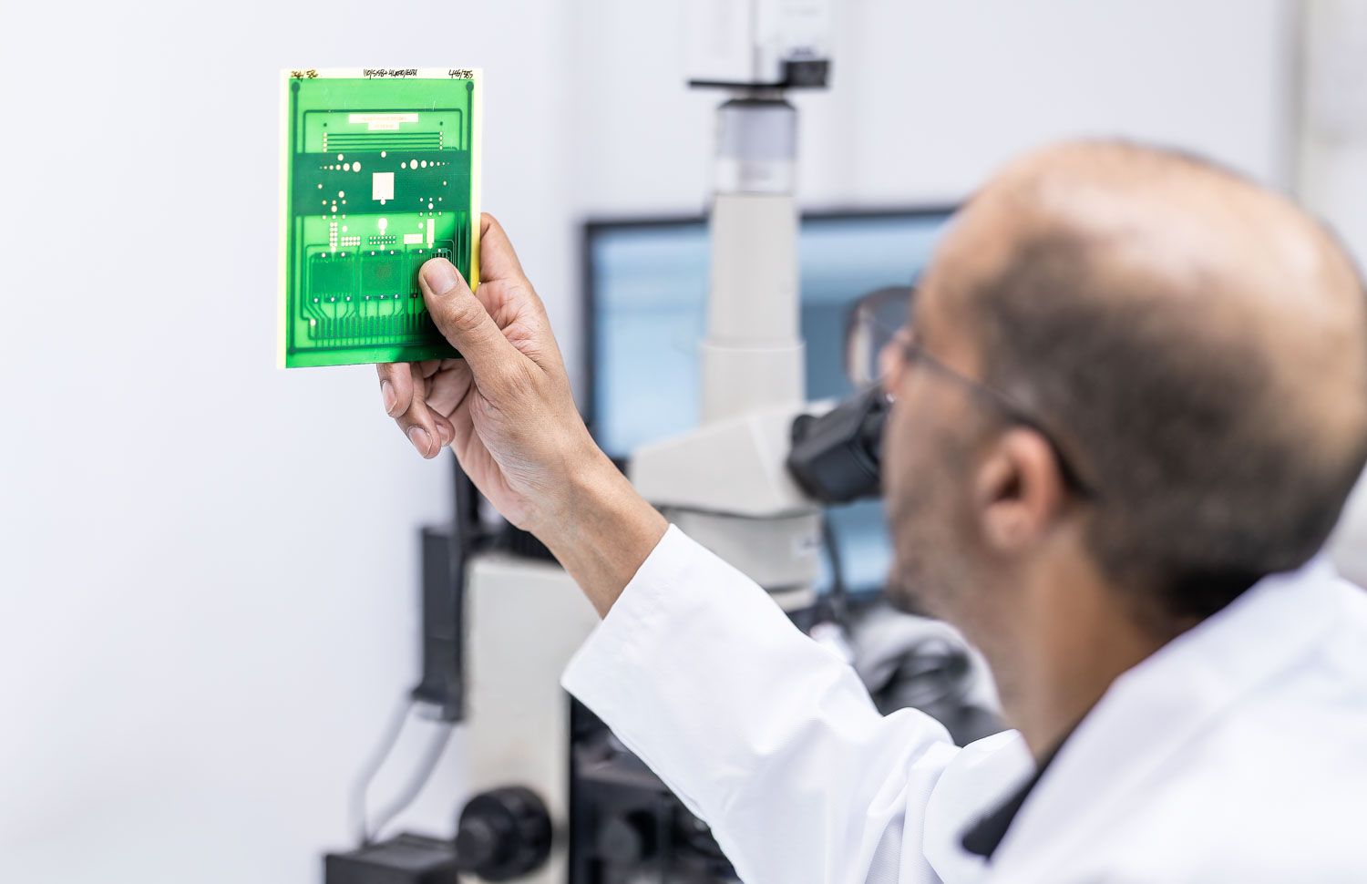 Industrial PCB printing and precision manufacturing photography-01
