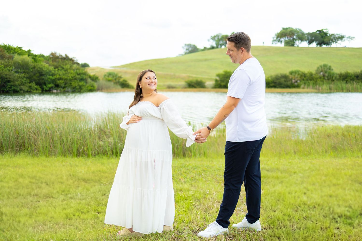 family maternity photo