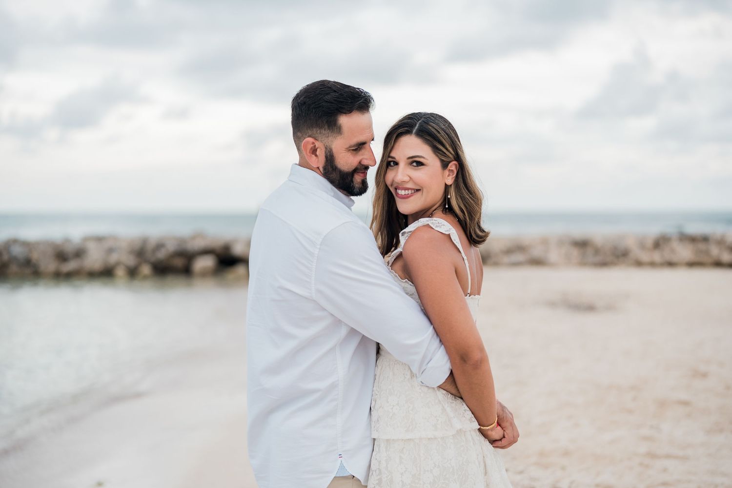 Sesion de novios en la playa en Cancun y la Riviera Maya