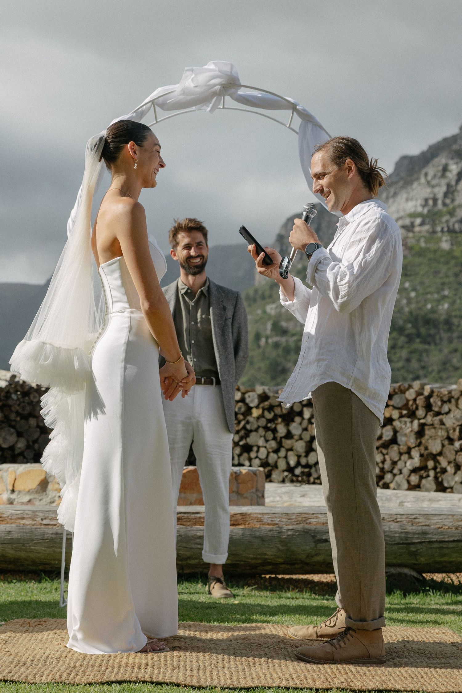 Cape Town wedding photographer Christene de Coning at Silvermist Constantia documentary wedding