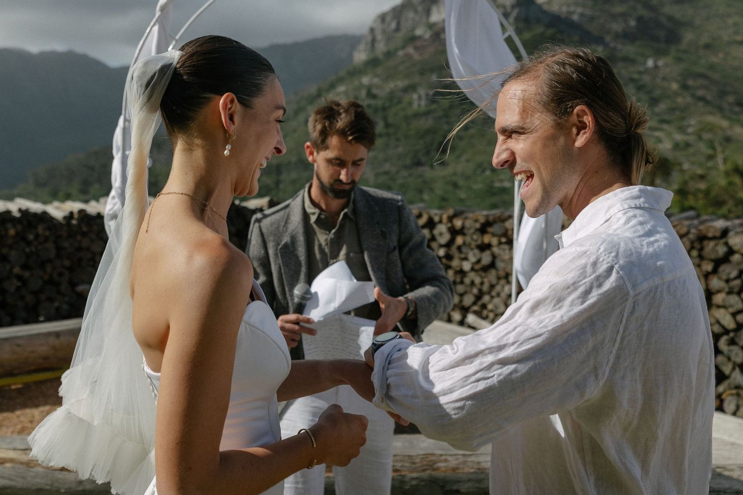 Cape Town wedding photographer Christene de Coning at Silvermist Constantia documentary wedding