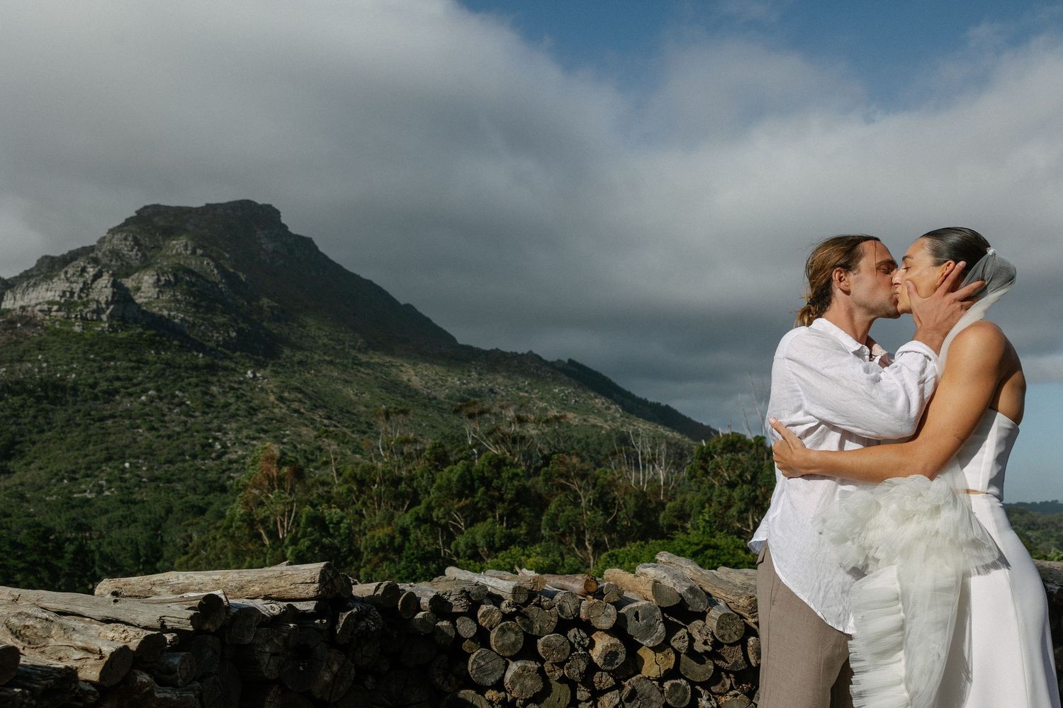 Cape Town wedding photographer Christene de Coning at Silvermist Constantia documentary wedding