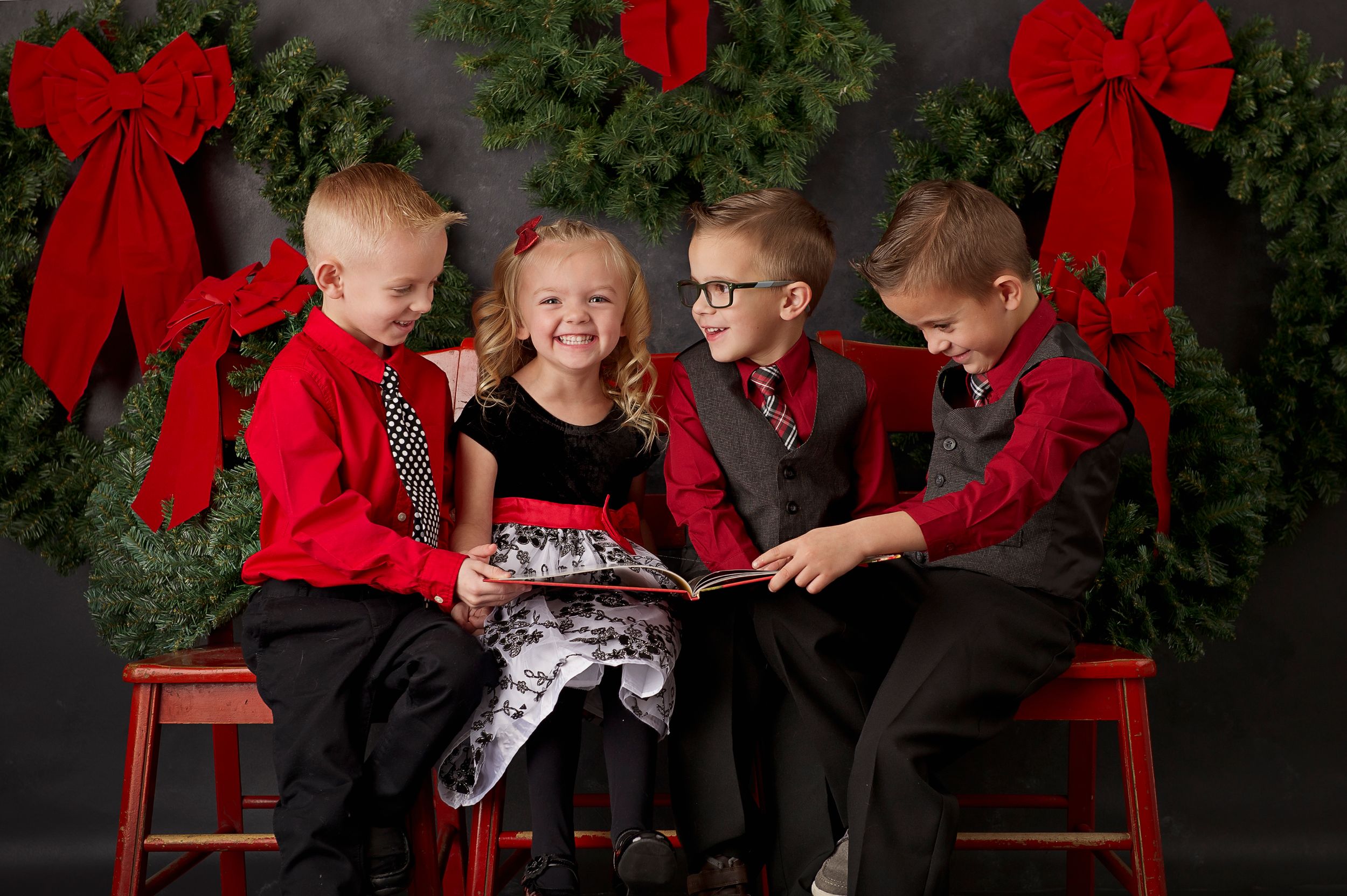Each of our Christmas sets are custom styled and built! Creating something truly unique each year! Blackfoot, Idaho Falls, Pocatello photog