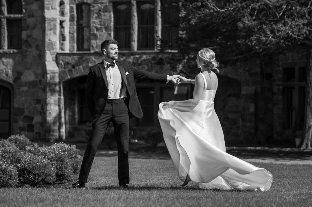 Panoramic sequence of wedding dance poses on estate grounds.